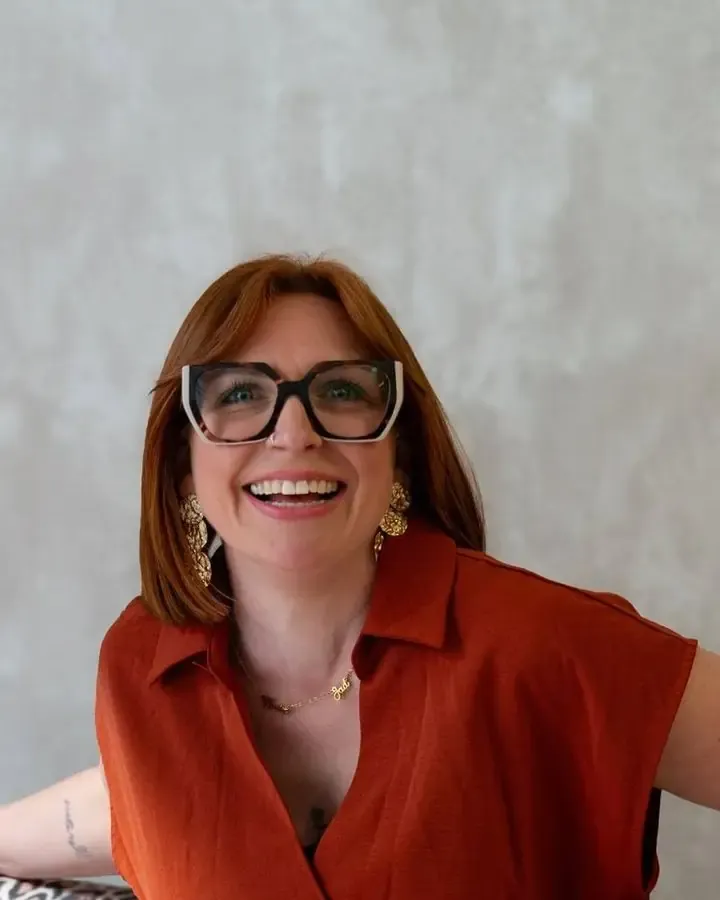 Audrey, coiffeuse et praticienne head spa chez Donna